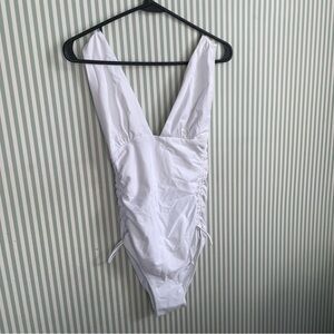 NWT Melissa Odabash Chile Swimsuit White 🤍